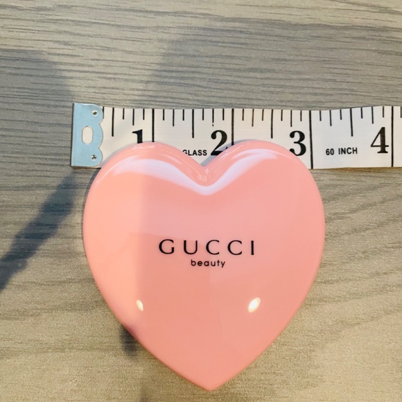 Heart Mirror Pink Color + Pouch NWOT - Picture 7 of 7